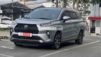 Toyota Veloz Cross Top 2025 Bạc 27.000 Km