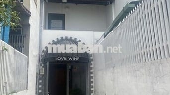 Cho thuê nhà 1 trệt 1 lầu 2PN 2WC có chỗ đậu xe hơi ngay Ngã 5 Gò Vấp 