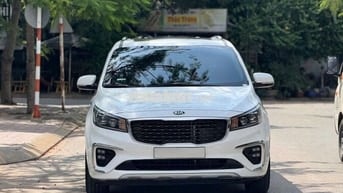Kia Sedona 2019 Dầu Tự động 80.000 km Trắng