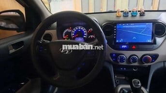 Hyundai Grand i10 Trắng Số sàn 5 chỗ