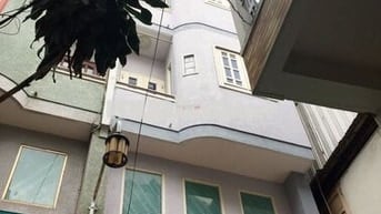 Phòng trọ cho nam thuê nguyên lầu tại Cao Đạt Q5