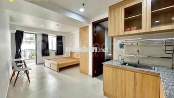 CĂN HỘ ĐẦY ĐỦ NỘI THẤT - BAN CÔNG RỘNG 35m2 Ngay CVPM -TÔ KÝ