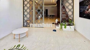 Cho Thuê Nhà 2 tầng mặt tiền Trần Hưng Đạo gần toà nhà mornachy