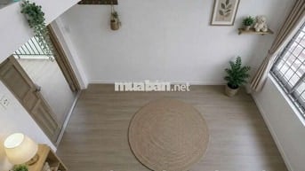 CHÍNH CHỦ CHO THUÊ DUPLEX CỬA SỔ TRỜI SIÊU BỰ - QUA ĐH FTU CHỈ MẤT 5P