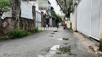 HƠN 2 TỶ NHÀ THỐNG NHẤT GÒ VẤP ,HẺM Ô TÔ SÁT NHÀ,24M²,NGANG 6M,Ở NGAY