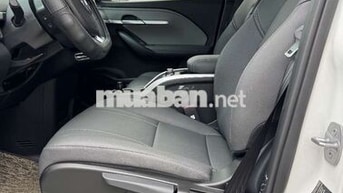 VinFast VF 6 Trắng Xe điện