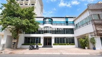 CHO THUÊ TÒA NHÀ GÓC 2 MẶT TIỀN – 4 TRẦN QUANG DIỆU, P.13, Q.3