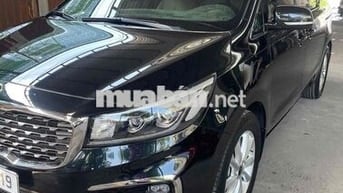 Kia Grand Sedona Premium 7 chỗ Xăng Đen