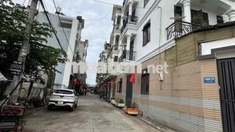 Hẻm 7m khu phân lô Bùi Văn Ngữ, Q12, 4x15, 3 tầng, 4PN, 5W