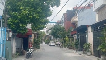 Phố Thanh Am – Long Biên – Ô TÔ Tránh – 102 M2 – Đất – MT 8 M _ Giá 21
