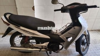 XE WALE 50CC TRẮNG - HS LỚP 10