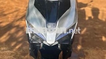 Honda Air Blade Bạc Tiết kiệm xăng