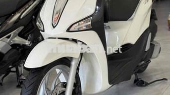 Piaggio Liberty iGet ABS Trắng Tự động