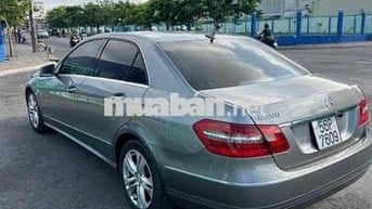 Mercedes-Benz E250 Xăng 1.8L Xám rin 100%