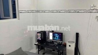 Tuyễn Nam ở ghép SV hoặc đi làm 2k 2k
