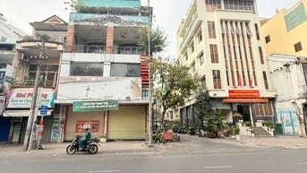 Góc 2 Mặt tiền 515-517 Nguyễn Trãi  Quận 5 8,1x19 4 tầng giảm 10 tỷ 