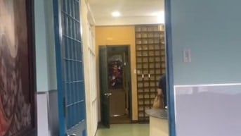 CHO THUÊ C/C THANG BỘ LÝ THÁI TỔ 71M2(2PN) GIÁ 8TR.