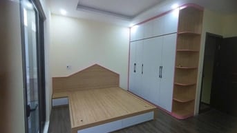 Cho thuê nhà nguyên căn 30m2x5 tầng, ngõ oto vào nhà