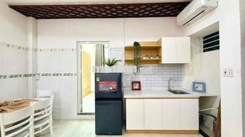 Chính chủ sang CHDV Thang máy gần ĐH Gia Định