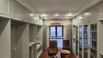 Cho thuê nhà riêng 3 ngủ đẹp Ngõ 1081 Hồng Hà ( Đối diện BV 108)