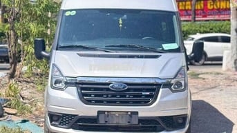 Ford Transit 2022 16 chỗ Dầu 9 vạn Bạc