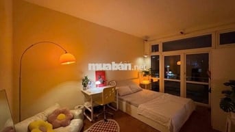 1 PHÒNG NGỦ CÓ BAN CÔNG THOÁNG - HẺM Ô TÔ - MÁY GIẶT RIÊNG - TÁCH BẾP