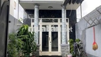 CG: CHO THUÊ NHÀ RỘNG CÓ NỘI THẤT HẺM ĐƯỜNG HUỲNH THỊ HAI P. TCH Q12
