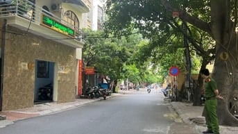 Chính chủ bán nhà phân lô giáo viên ĐH Công Đoàn, ngõ ôtô