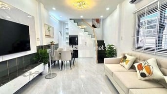 GẤP - TRUNG TÂM PHÚ NHUẬN - VỊ TRÍ ĐẸP NHẤT KHU VỰC.