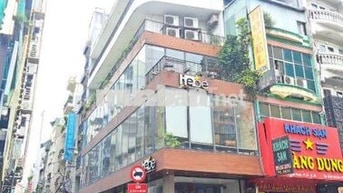 Căn góc 2MT - Sư Vạn Hạnh, Q10. Dt: 5x20m, Kc: trệt 3 lầu. Gía: 70tr