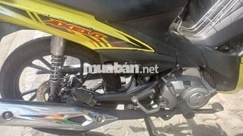 Suzuki Axelo 2013 Vàng đen