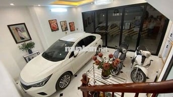 NHÀ PHÂN LÔ XÂY MỚI 6 TẦNG - GARA OTO- LÕI TRUNG TÂM QUẬN THANH XUÂN