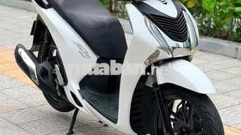 Honda SH 125 Trắng đen