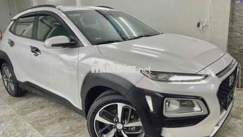 Hyundai Kona 2024 Trắng 5 chỗ
