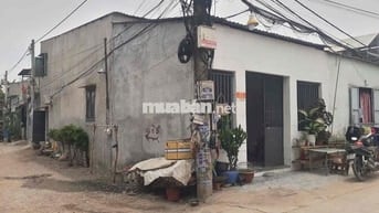 Cần bán nhà gốc 2  mặt tiền , đường kênh trung ương bình chánh hcm