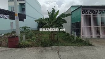 Bán nhanh lô đất 136m2(5,3x25)giá 950 triệu gần bệnh viện Xuyên Á shr