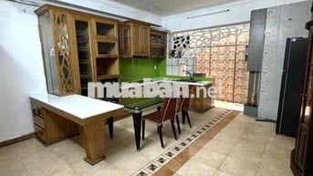 1 Phòng ngủ + 1 phòng bếp sân vườn 50m2 , gần ngã 4 PN