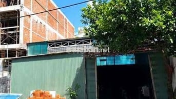 Cho thuê Kho 200m2, ngang 10m gần chợ Hiệp Bình,p.HBP Giá 20tr TL