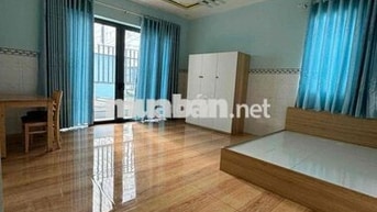 PHÒNG BAN CÔNG FULL NỘI THẤT TỪ A TỚI Z GẦN ĐẠI HỌC VĂN HIẾN
