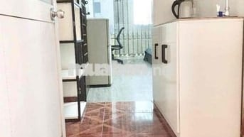 Phòng 2 cửa sổ cực thoáng – Trung tâm Q1 gần Lê Văn Tám – Ở 1 người 5,