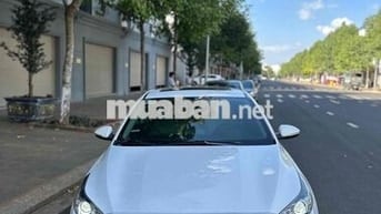 KIA Cerato Luxury 2020 Trắng Tự động Ghế da