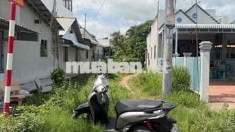 bán miếng đát mặt tiền tiếp giáp đường 954 củ nay là quốc lộ 80B