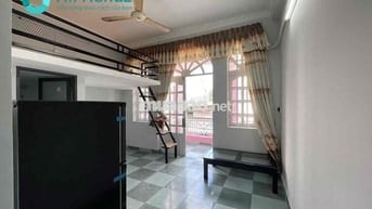 PHÒNG GÁC BAN CÔNG NGAY NGÃ 4 GA- KDC NAM LONG