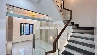 Mình muốn bán nhà 4 tầng độc lập