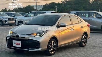 Toyota Vios G Cao cấp Nâu vàng 2023