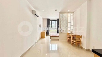 CHDV Full Nội Thất Cửa Sổ - Thang Máy - Bảo Vệ Sát Sư Phạm, KHTN