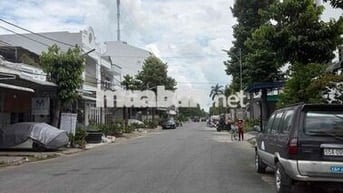 Nhà 5x22m trống suốt KDC Hồng Loan
