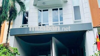 Cho Thuê Biệt Thự Mặt Tiền Hồ Văn Huê, P9, Giá Chỉ 35 Triệu