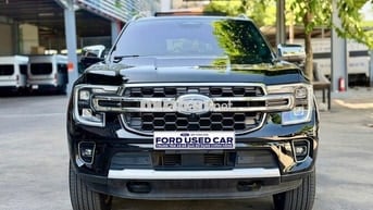 Ford Everest Titanium 4x4 2024 Đen Tự động Xăng
