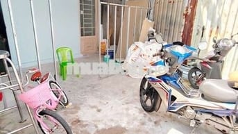CHO THUÊ NHÀ MỚI SƠN SỬA CẤP 4 HẺM C3 XE TẢI VÔ TỚI NHÀ - 6TR